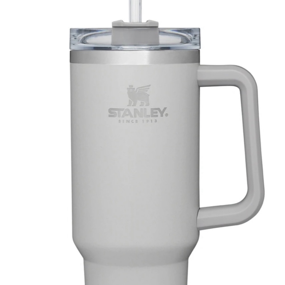 Stanley adventure quencher travel tumbler 40 ounces oz. Brand new.